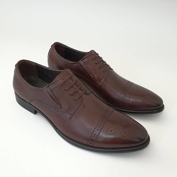 Vintage Foundry Co. Brown Captoe Oxford Lace Shoes main image 4